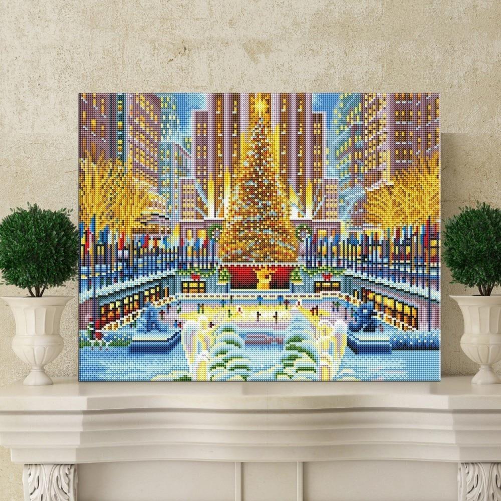 Christmas Tree LED Diamond Painting - Image 2