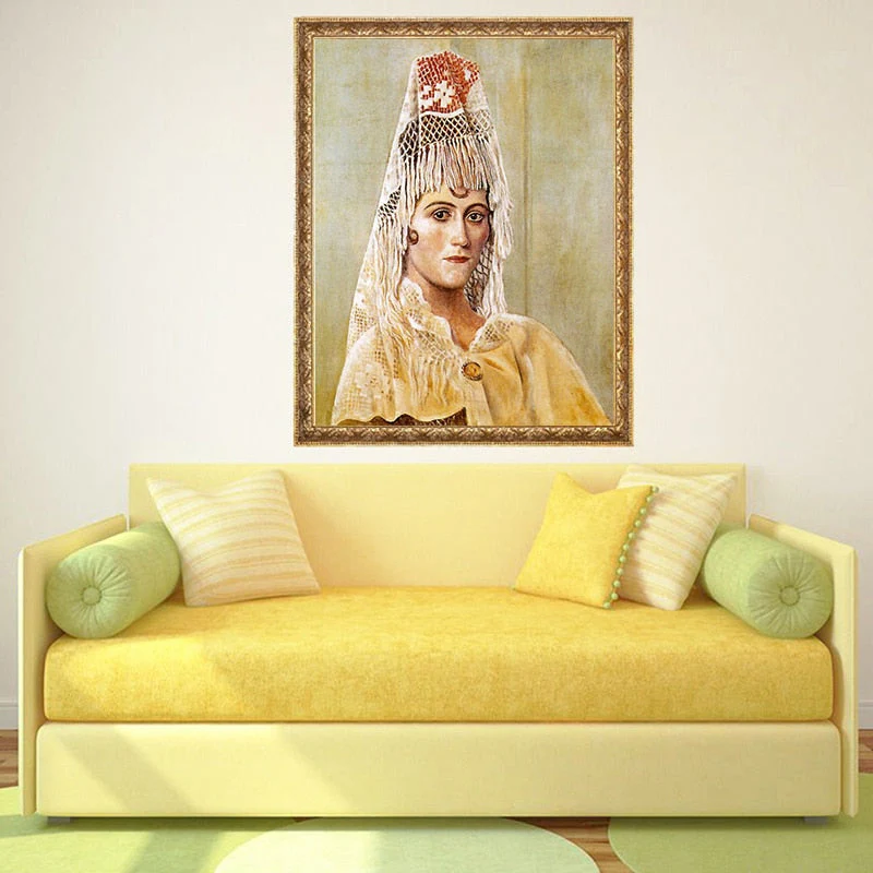 Olga Khokhlova in Mantilla Diamond Painting - Image 2