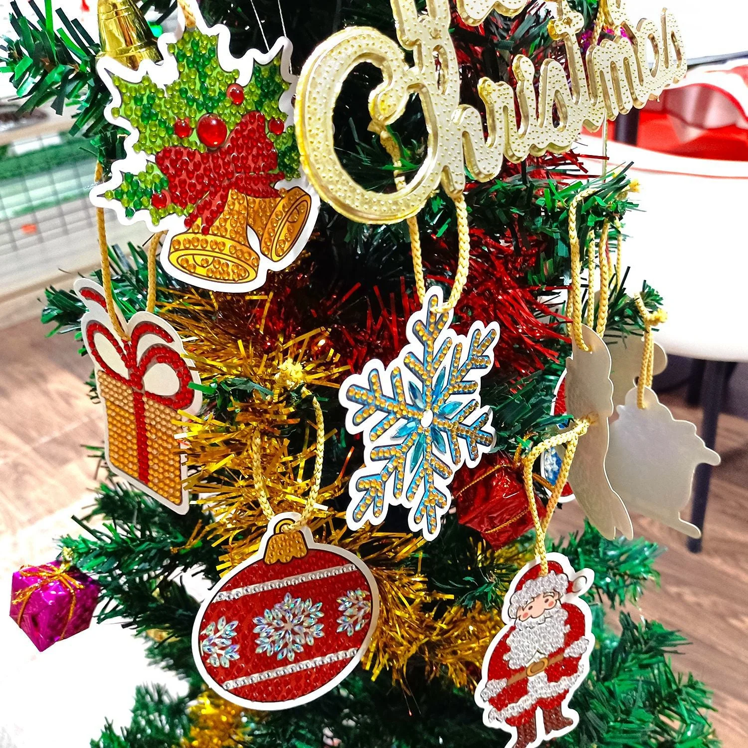 String of Christmas Charms - Paint by Diamonds - Image 4